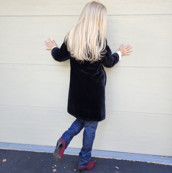 Vintage Borgazia Faux Black Fur with Brown Mink Collar, Medium, $98 - Picture 15 of 17